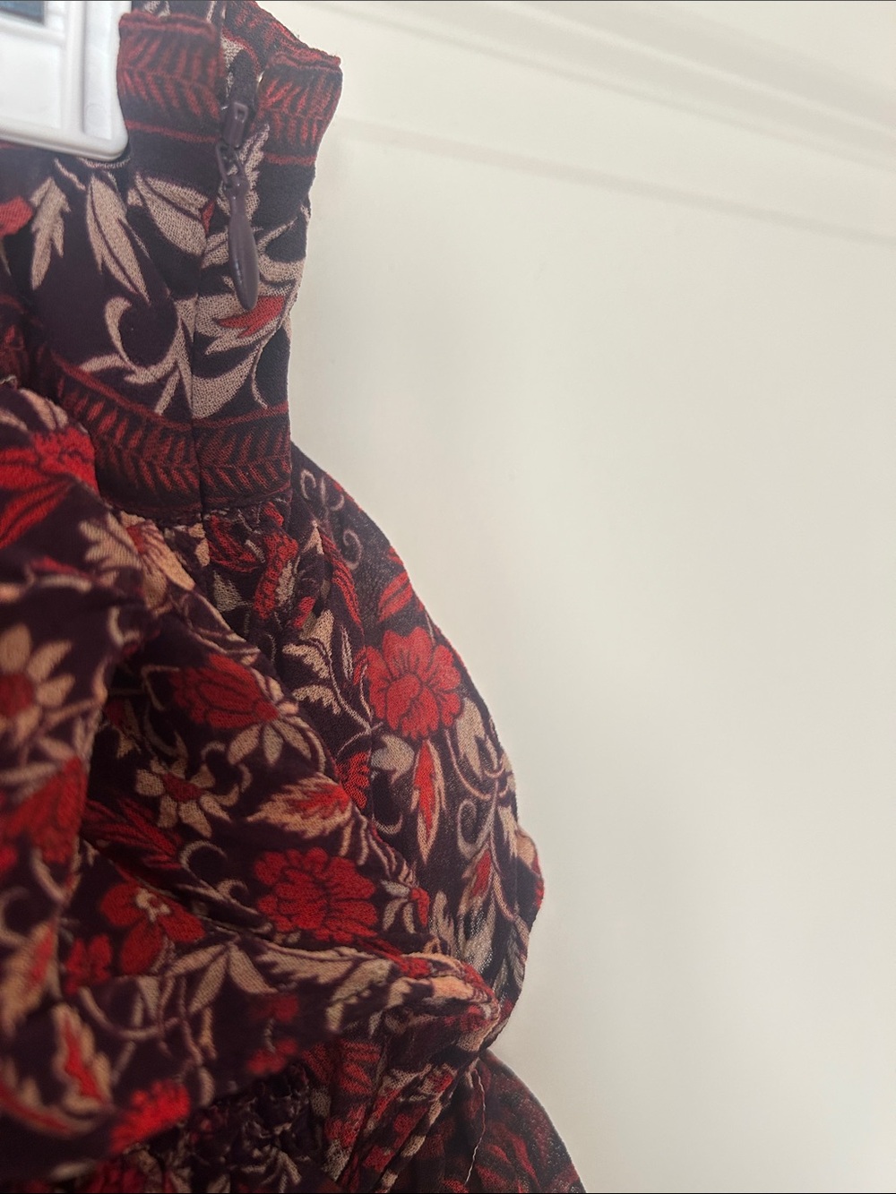 FARM Rio (Saks Fifth Avenue) Tiered Floral Maxi Skirt in Burgundy Red Cream L - Picture 5 of 6
